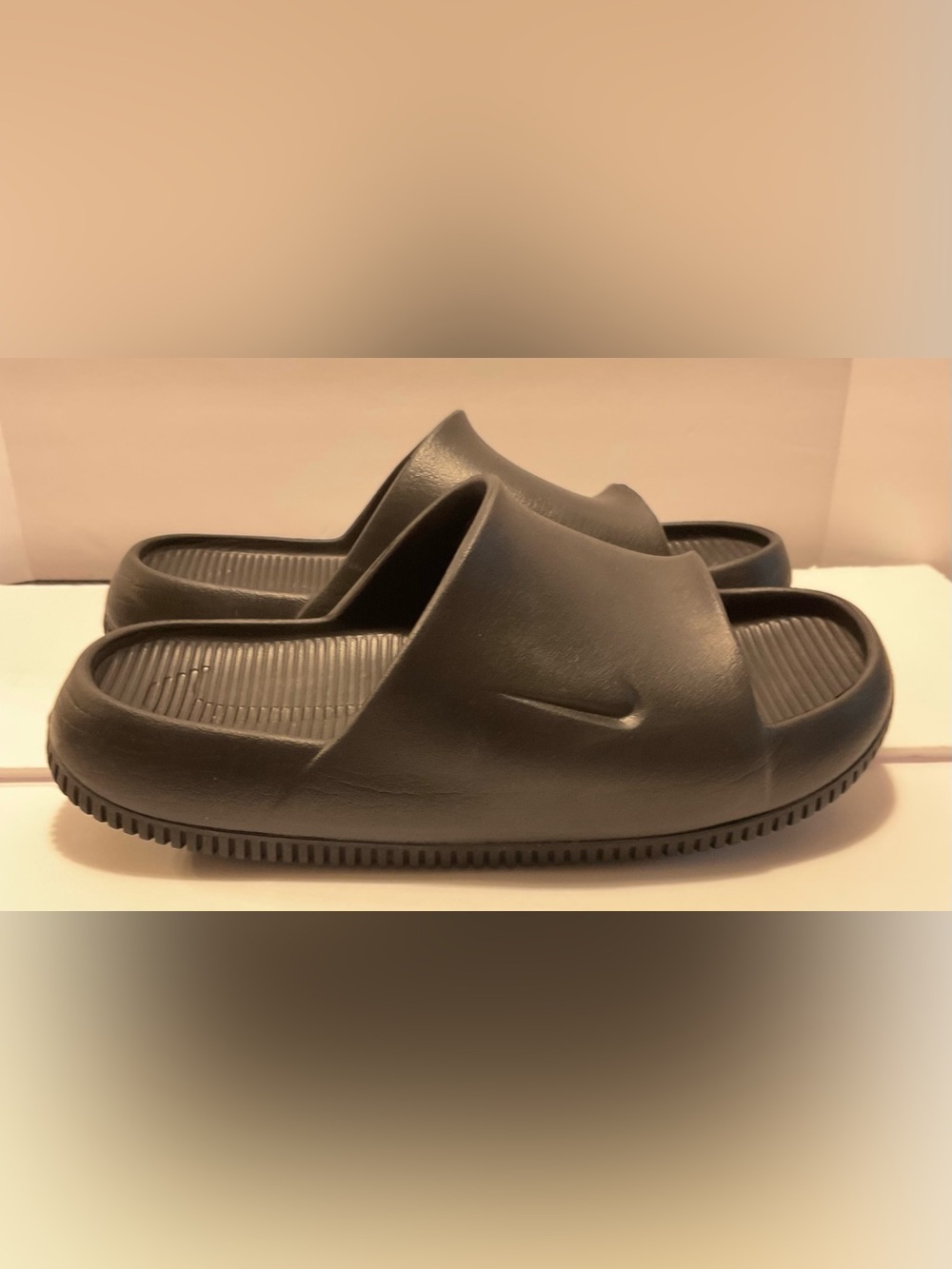 NWOT- Nike Calm Men’s Black Slide Sandals Sz 8